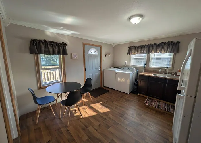 2-bedroom House Close To Marathon Дом отдыха